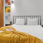 דירה Close To Old Town & Cafes
