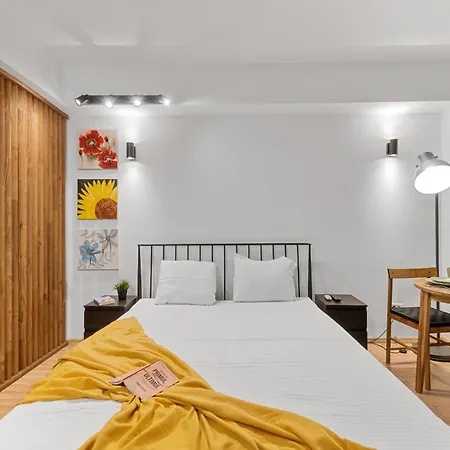 Apartament Close To Old Town & Cafes Bukareszt