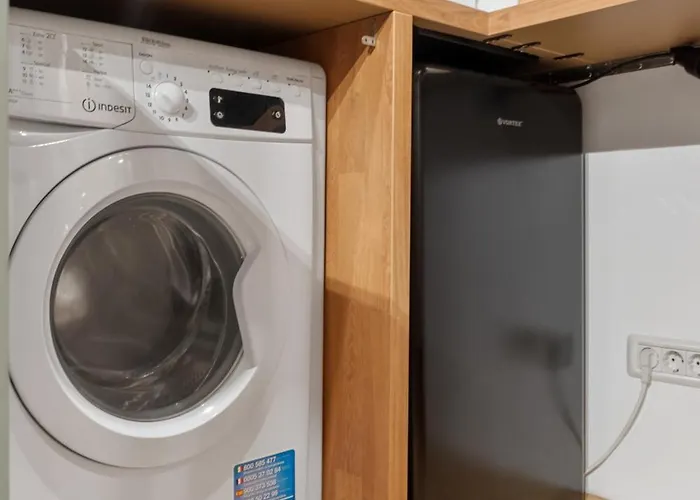 Close To Old Town & Cafes Apartment Bukarest